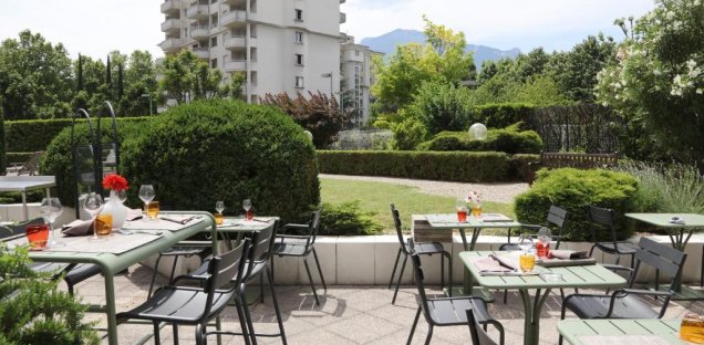 Hotel Mercure Grenoble Centre Porte des Alpes Hotel Mercure Grenoble Centre Porte des Alpes