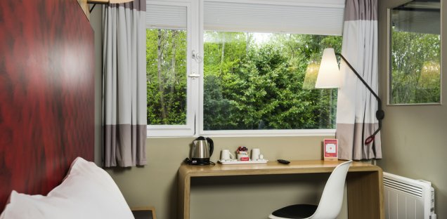 IBIS PLYMOUTH